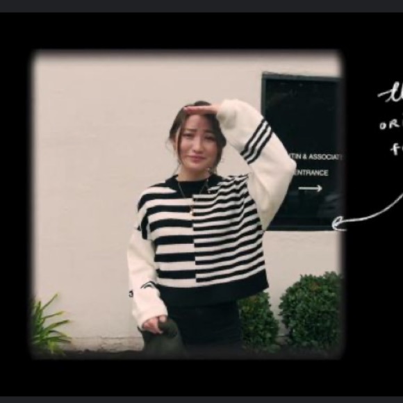 Black & White Striped Sweater (as seen on bestdressed) - Picture 2 of 2